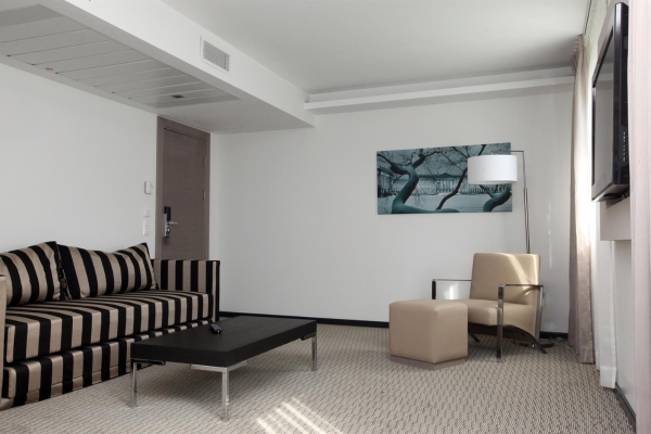 Hotel Golden Tulip Reiss
